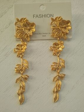 Gold Floral Drop Earrings